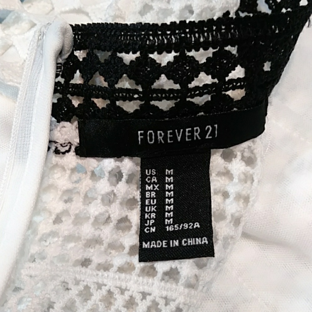 Forever 21 Black & White Sleeveless Dress - Picture 5 of 7